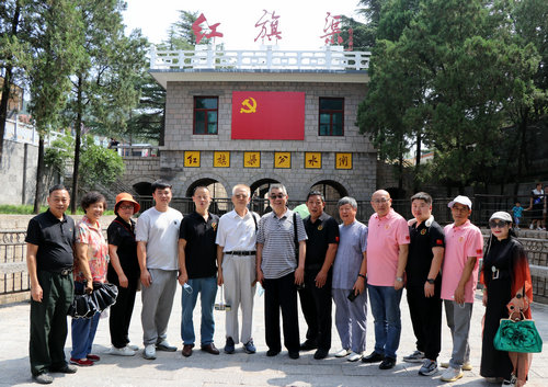 慶祝八一建軍節書畫筆會暨公益活動在林州舉行
